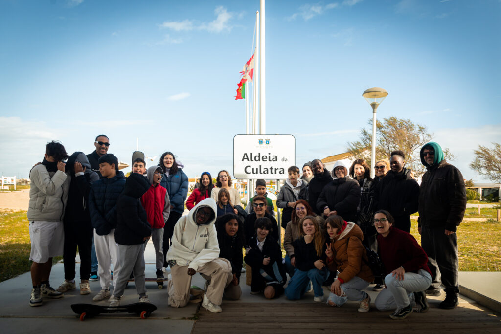 Participantes na Ilha da Culatra durante projeto da Odisseia Nacional